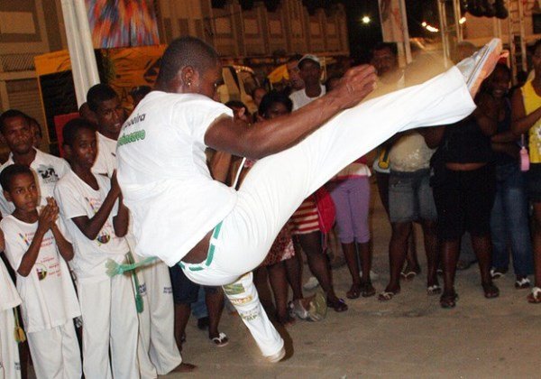 Alba aprova projeto que preserva e incentiva a capoeira na Bahia