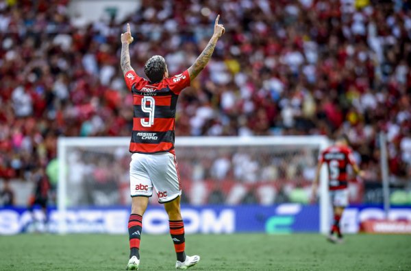 Bahia perde para o Flamengo por 1 a 0 e segue na zona de rebaixamento