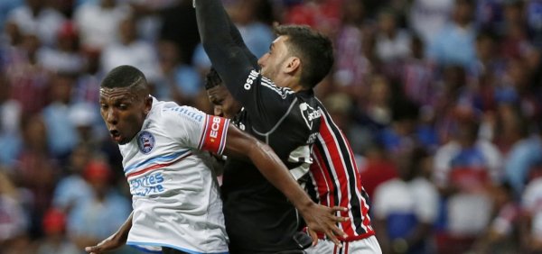 Bahia perde para o São Paulo e se complica na briga contra o rebaixamento