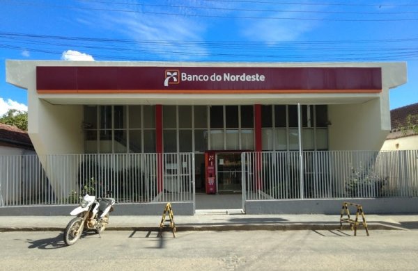 Banco do Nordeste abre inscirções para concursos com 410 vagas de analista bancário 