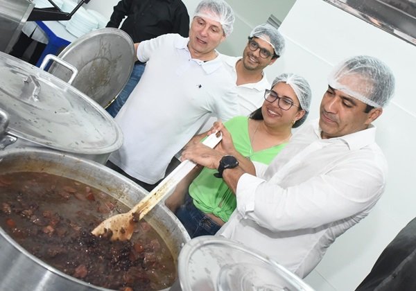 Em segundo programa eleitoral, Bruno cita ‘orgulho’ pelos noves restaurantes populares