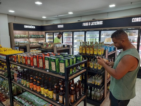 Empresários de camarotes de Salvador visitam Empório da Agricultura Familiar no Mercado do Rio Vermelho