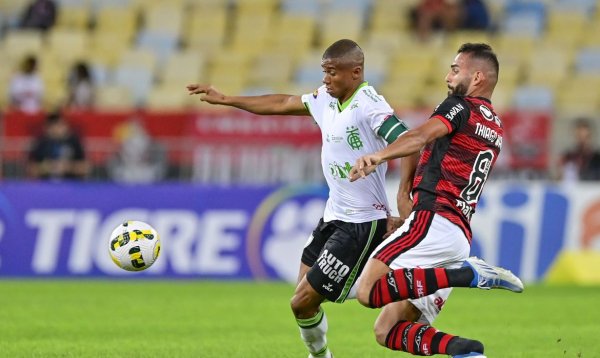 Flamengo recebe América-MG tentando se aproximar da liderança