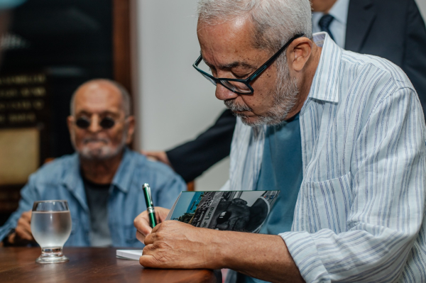 Jornalista José Carlos Teixeira lança livro  sobre Walmir Lima em Feira de Santana