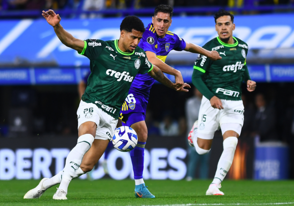 Libertadores: Palmeiras e Boca Juniors jogam por vaga na decisão