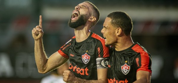 No Barradão, Vitória vence o Cuiabá e deixa a zona de rebaixamento do Brasileirão