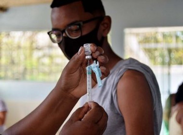 Salvador faz Mega Vacinação para 3ª dose da vacina contra Covid-19 neste sábado