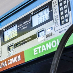 ANP adia divulgação do preço dos combustíveis alegando ‘déficit de servidores’