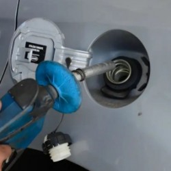 Preço da gasolina chega a R$ 6,90 em Salvador