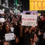Sem segurança: em meio a projetos que retiram direitos já garantidos, mulheres continuam sendo vítimas de estupro no Brasil