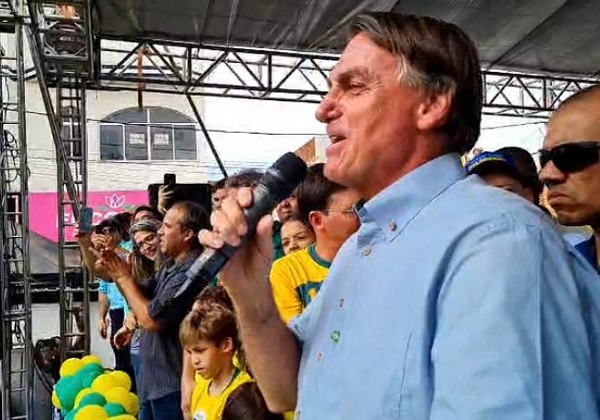 ‘Não devemos votar com o coração, devemos votar com a razão’, diz Bolsonaro