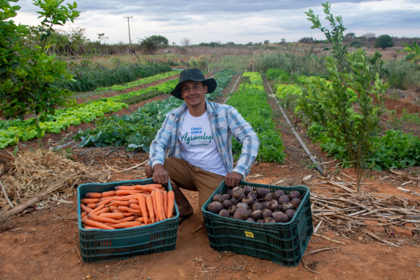 Agricultura familiar alia produção com conservação da biodiversidade