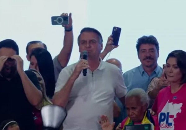 Bolsonaro afirma que superou derrota nas urnas, mas considera eleições como ‘desastre’