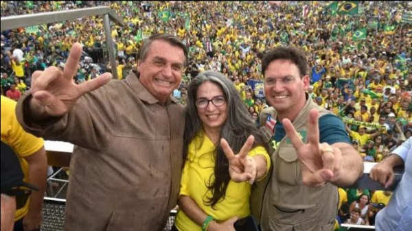 Bolsonaro vem a Juazeiro para dar apoio a Roma e Raissa na reta final