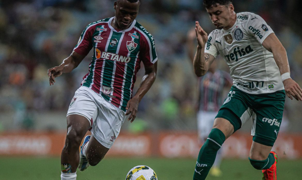 Brasileiro: Palmeiras sai na frente com golaço, mas Flu empata em casa