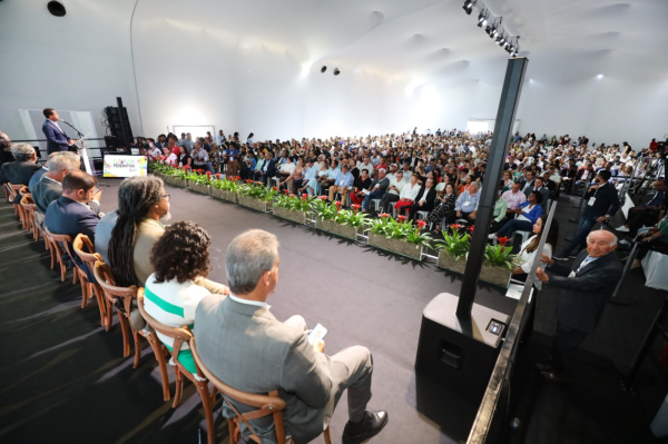 Caravana Federativa oferece serviços de 34 Ministérios para prefeituras baianas