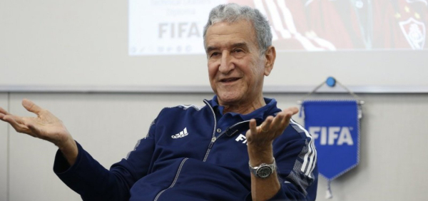 Carlos Alberto Parreira faz tratamento contra câncer há quatro meses, diz CBF