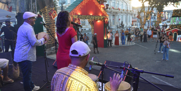 Clima de celebração e alegria marca shows nas comemorações do Natal