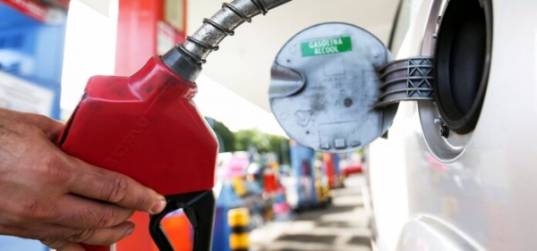 Dia Livre de Impostos: gasolina é comercializada a R$ 3,77 e etanol a R$ 2,46