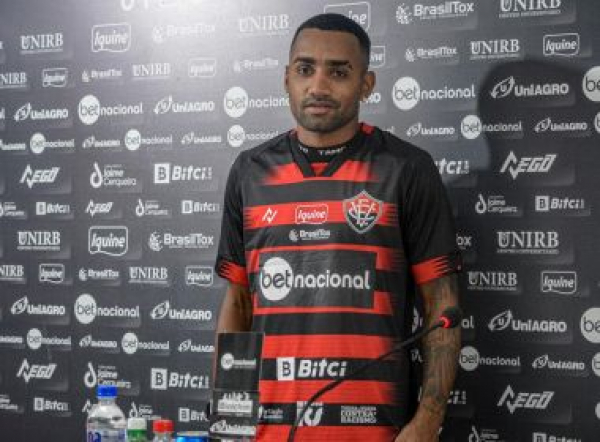 Dionísio aparece no BID e fica apto para estrear pelo Vitória