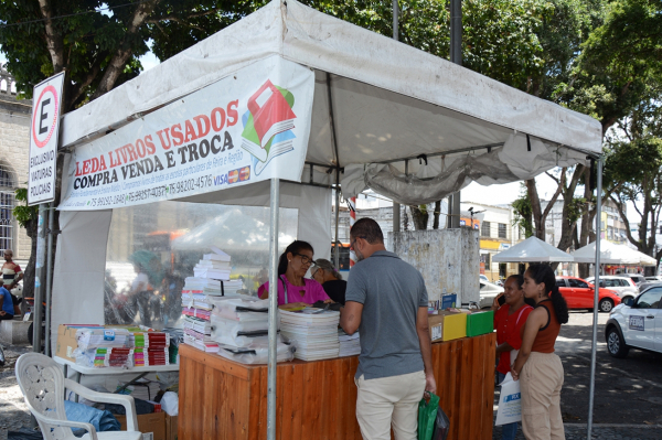 Feira do Livro Usado: Economia para pais e expectativa de boas vendas