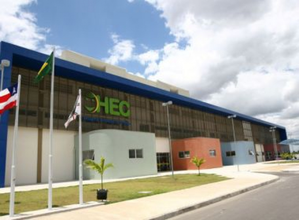 Feira: Boletim registra 678 casos de Covid e Hospital tem 100% de leitos ocupados