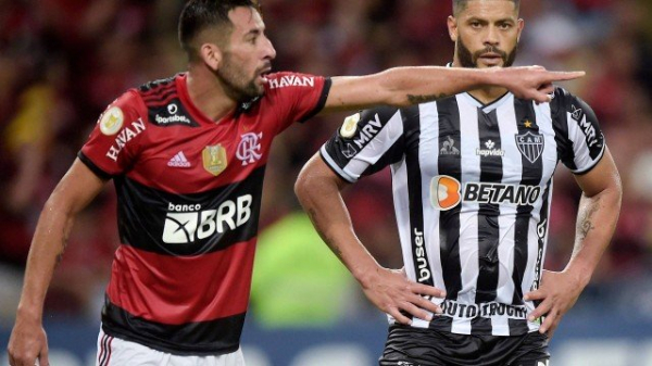 Hulk cita desrespeito de Diego Alves e critica Daronco: 'Se foram 10 minutos de cera, tem que dar 10 minutos'