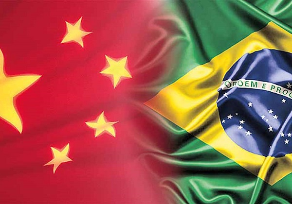 Lula repete Bolsonaro e faz acordo com TV estatal de Xi Jinping