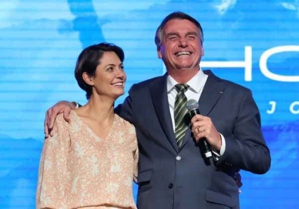 Michelle Bolsonaro faz primeiro teste de popularidade em região lulista