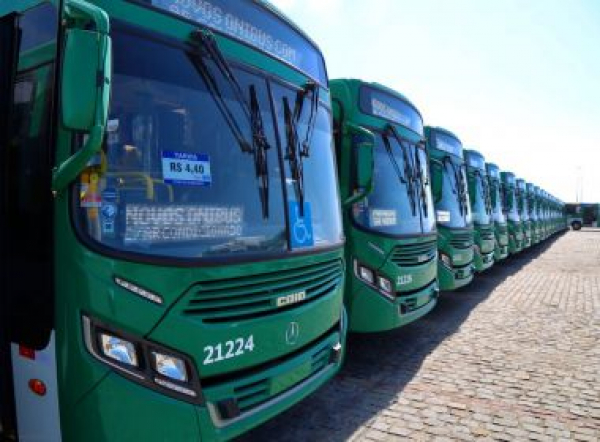 Paralisação dos rodoviários tem 100% dos ônibus parados e chance de greve é 'grande'