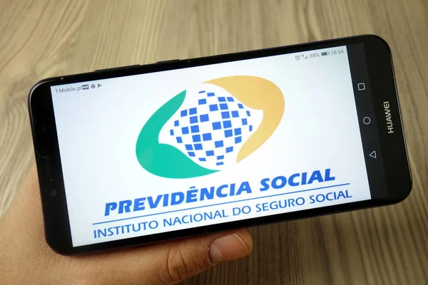 Previdência prepara mutirão para reduzir fila da perícia médica