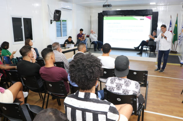 SDE discute desenvolvimento do Nordeste em encontro regional de estudantes de economia  