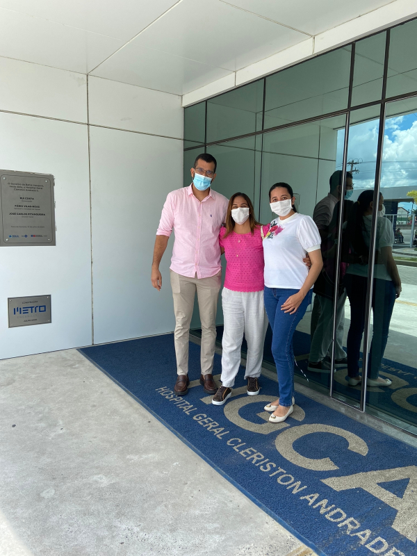 Secretária Estadual da Saúde, Roberta Santana, realizou visita técnica no Hospital Clériston Andrade neste domingo (15)