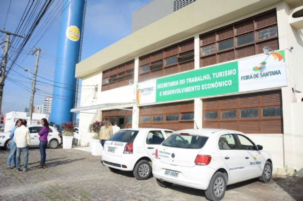 Secretarias não respondem a ofícios e atrapalham CPI do Shopping Popular