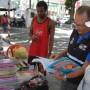  PROCON realiza ação educativa na Feira do Livro Usado